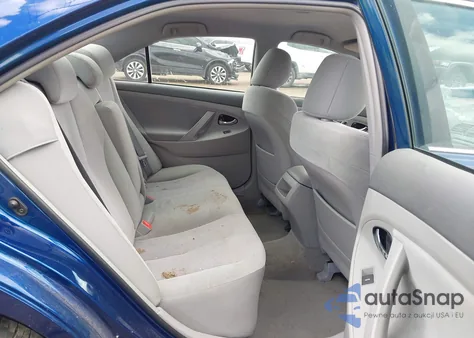 2011 Toyota Camry Le z USA, uszkodzony, nr VIN 4T1BF3EK3BU704655